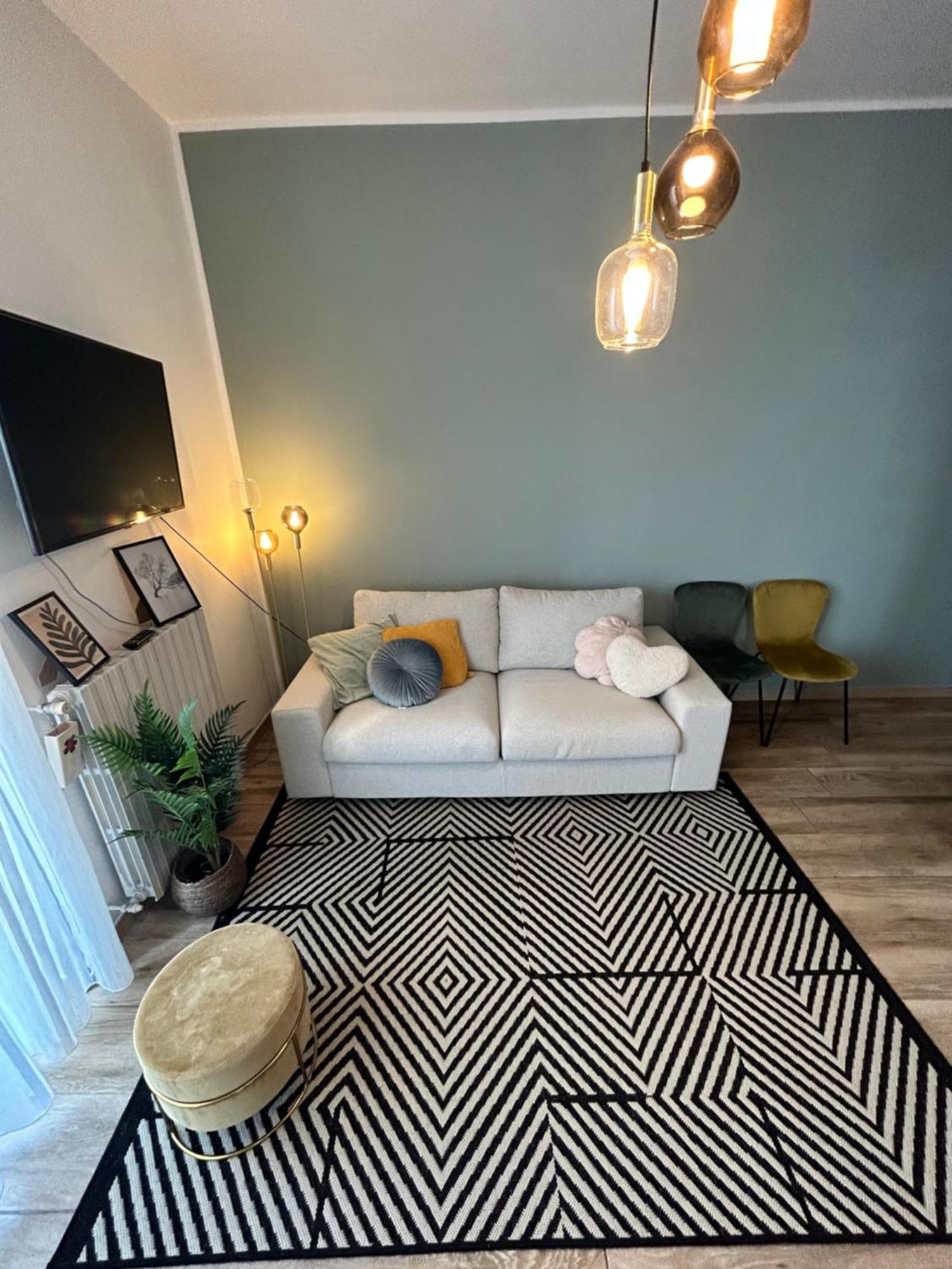 Design Home At Garda Lake Desenzano del Garda Exteriör bild