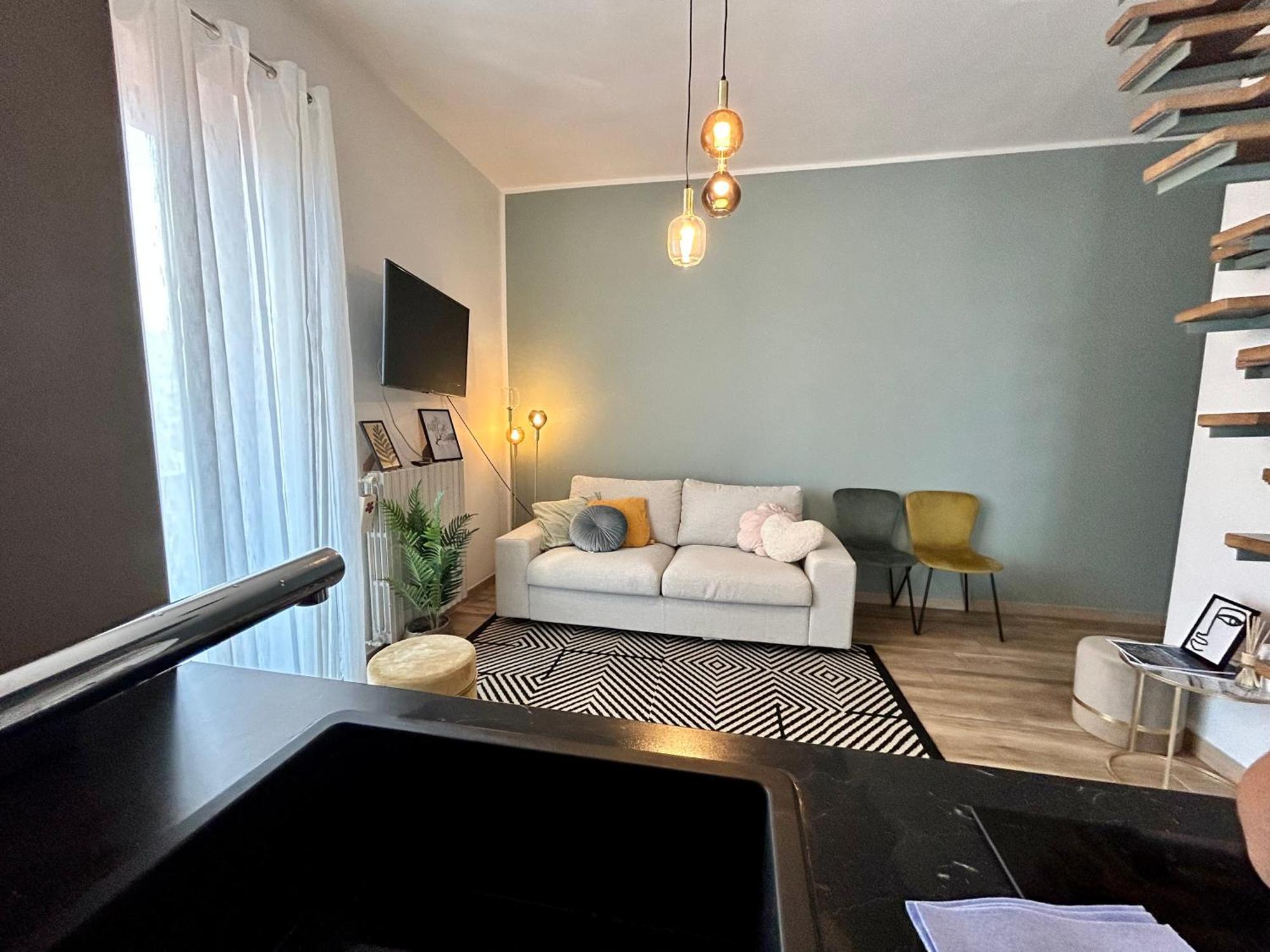 Design Home At Garda Lake Desenzano del Garda Exteriör bild