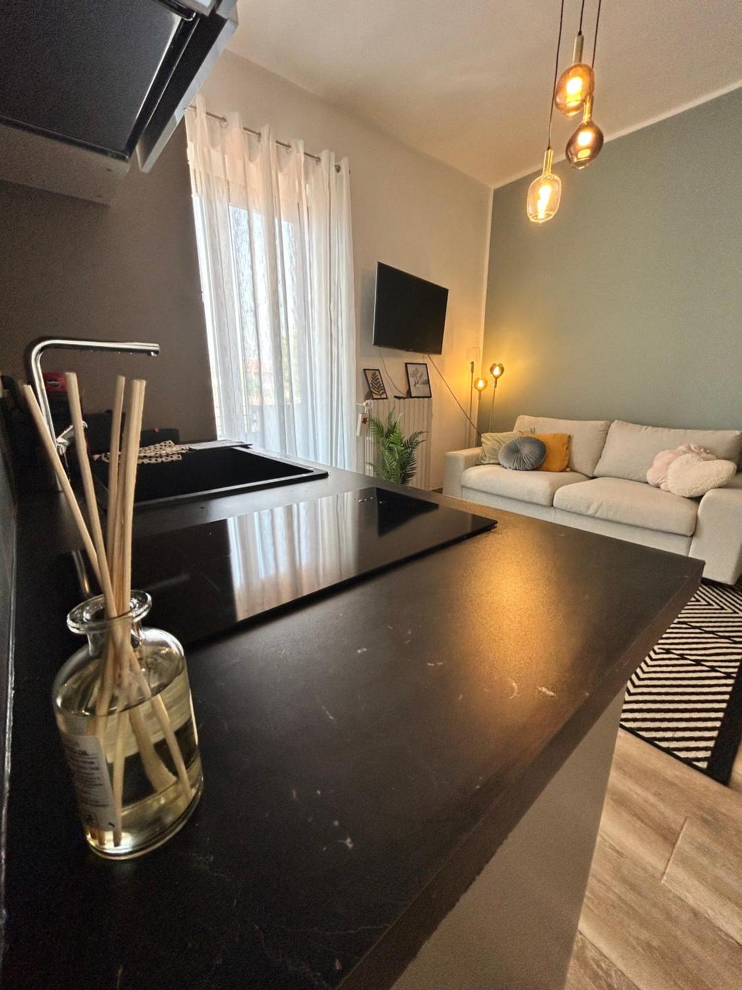 Design Home At Garda Lake Desenzano del Garda Exteriör bild